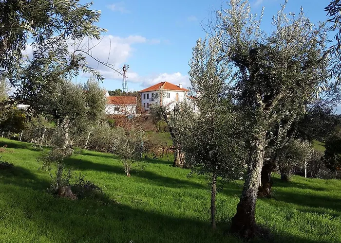Bed and Breakfast Quinta Quatro Ventos 3*